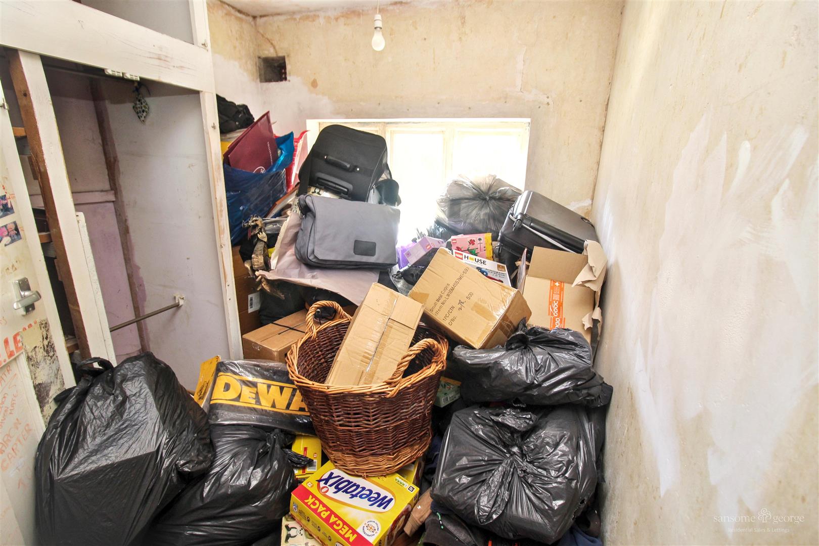 Thicket Road, Tilehurst, Reading